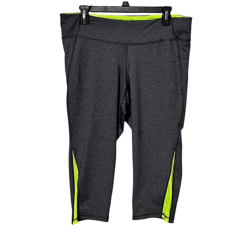 Old Navy Active Fitted Capri Leggings Size X Large Petite Gray/Neon Green